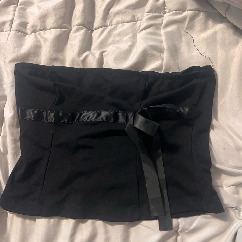 Forever 21 Black Strapless Top with Bow